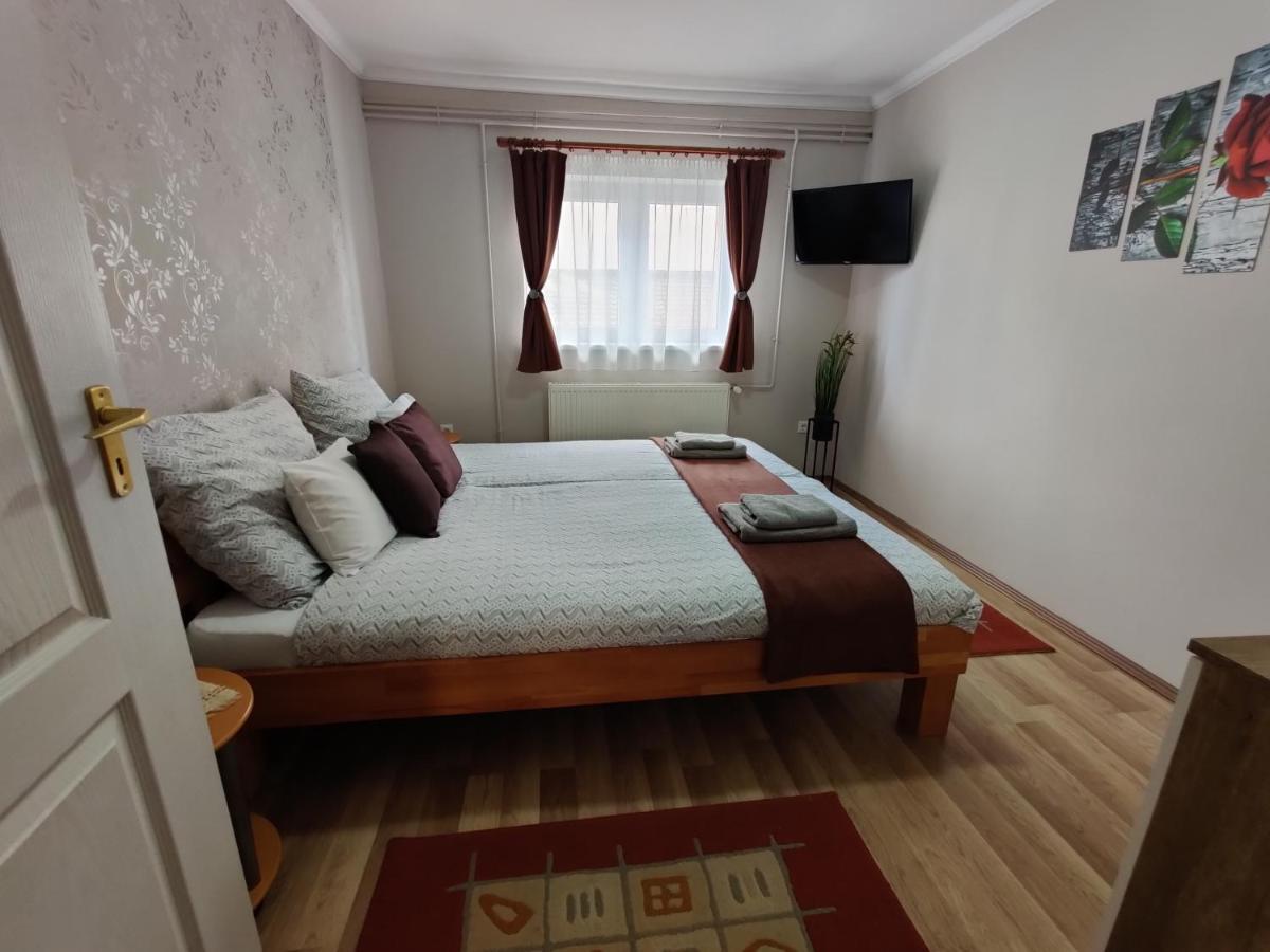 Katalin Apartmanhaz Мишкольц Экстерьер фото
